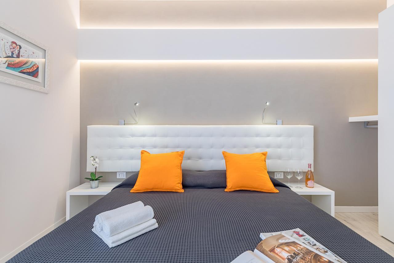 Appartamento Valeria By Wonderful Italy Sirmione Bagian luar foto